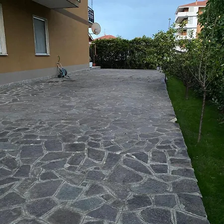Apartment Intera Casa Con Giardino Vicino Al Mare *