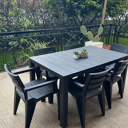 Intera Casa Con Giardino Vicino Al Mare شقة Marina dʼAndora