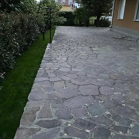 Intera Casa Con Giardino Vicino Al Mare شقة Marina dʼAndora